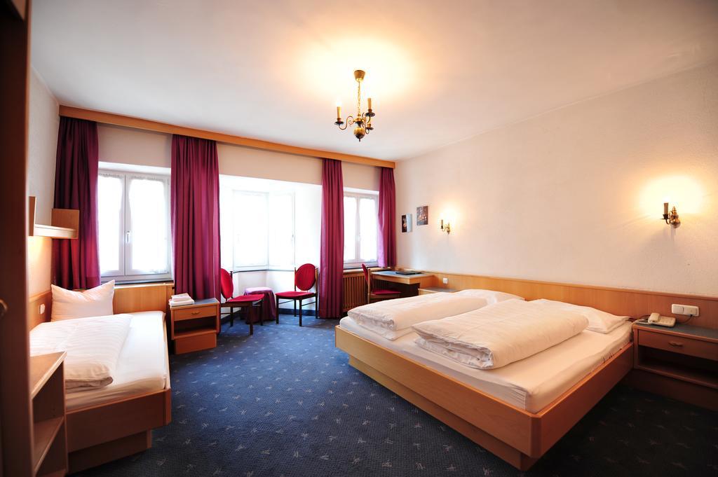 Hotel Krone Matrei am Brenner Exteriér fotografie