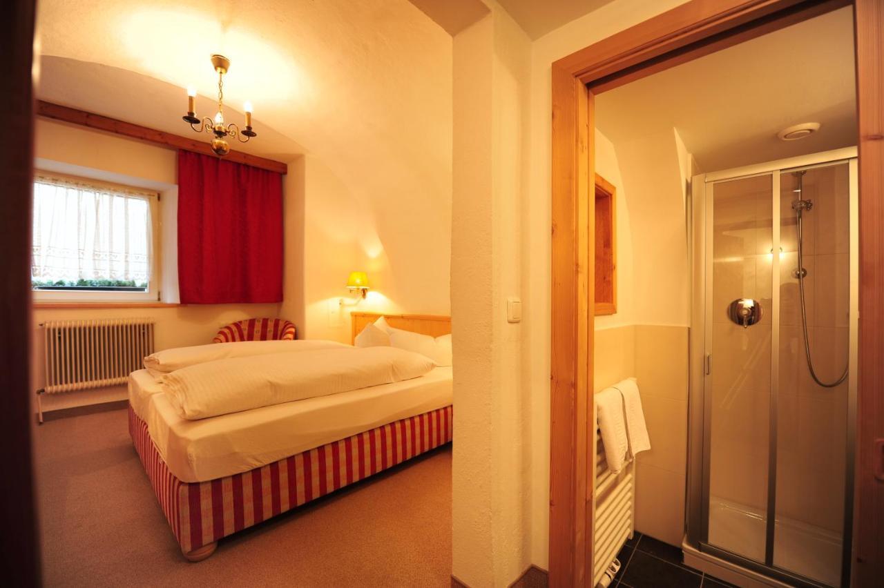 Hotel Krone Matrei am Brenner Exteriér fotografie